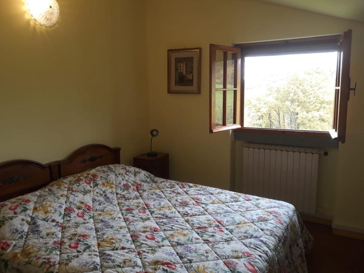 App.To Pian Del Ronco Apartment Pellegrino Parmense Bagian luar foto